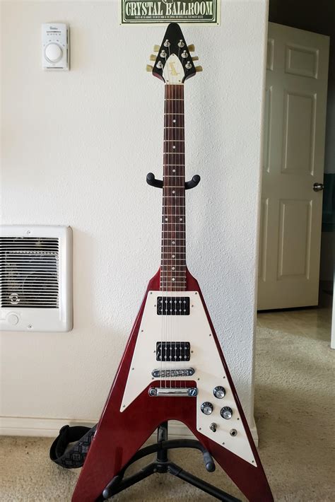 Headless electric <b>guitar</b>. . Craigslist guitars for sale by owner